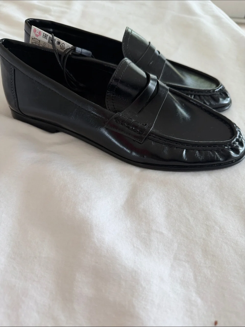 ✨NWT✨Zara Black Patent Leather Penny Loafers